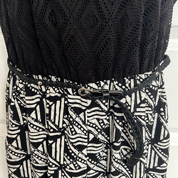 Maurice’s Jumpsuit size M NWT - Picture 2 of 5